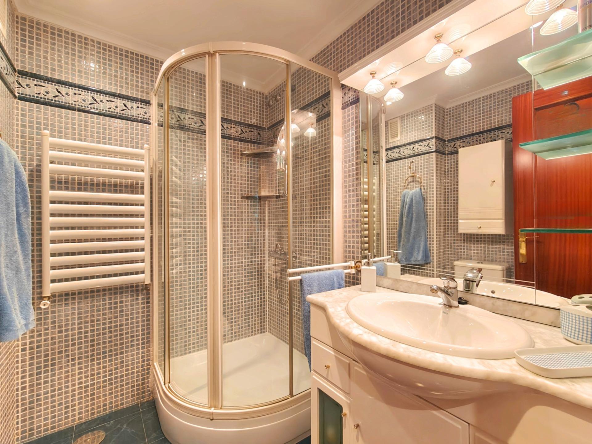 ✨ Lista para entrar a vivir  4 dormitorios + piscina - foto 30