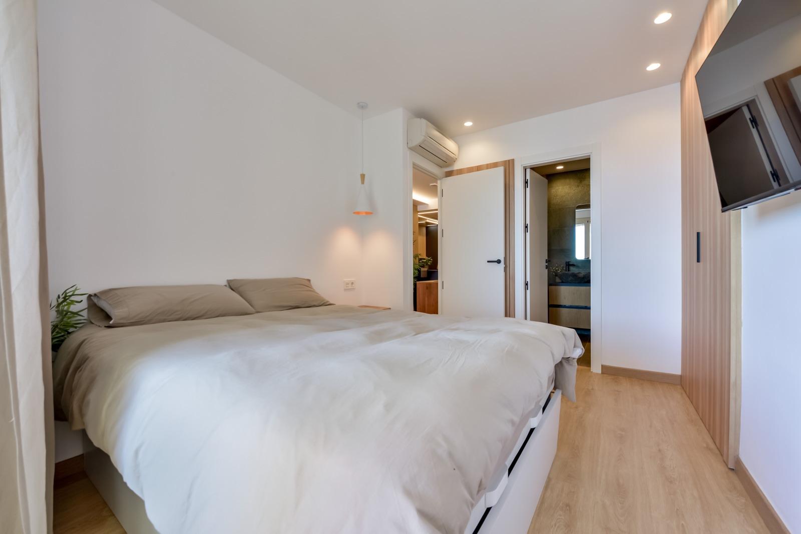 Dúplex en primera línea de playa en Mascarat – confort supre - foto 21