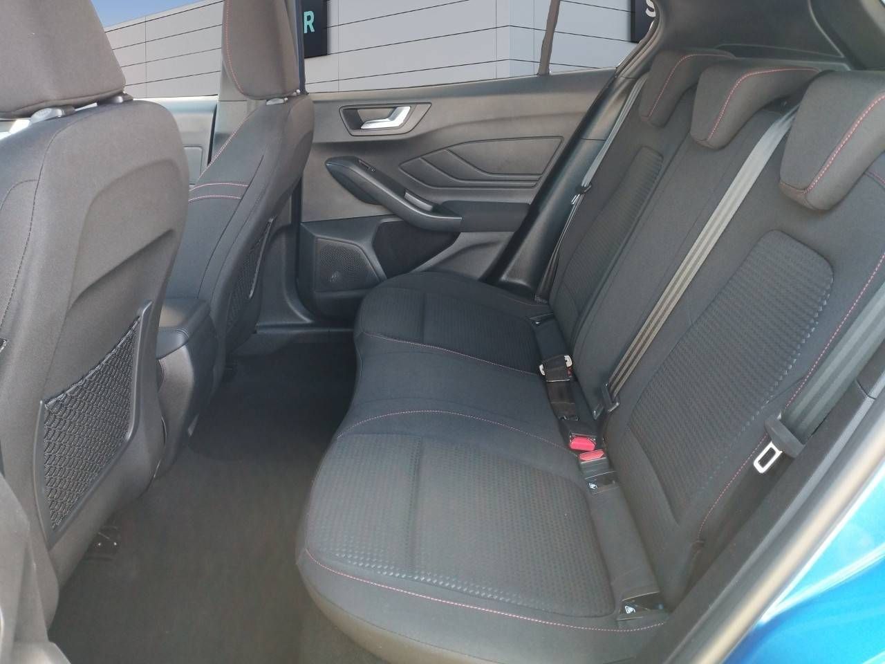 Ford Focus 1.0 Ecoboost 92kW ST-Line - foto 12