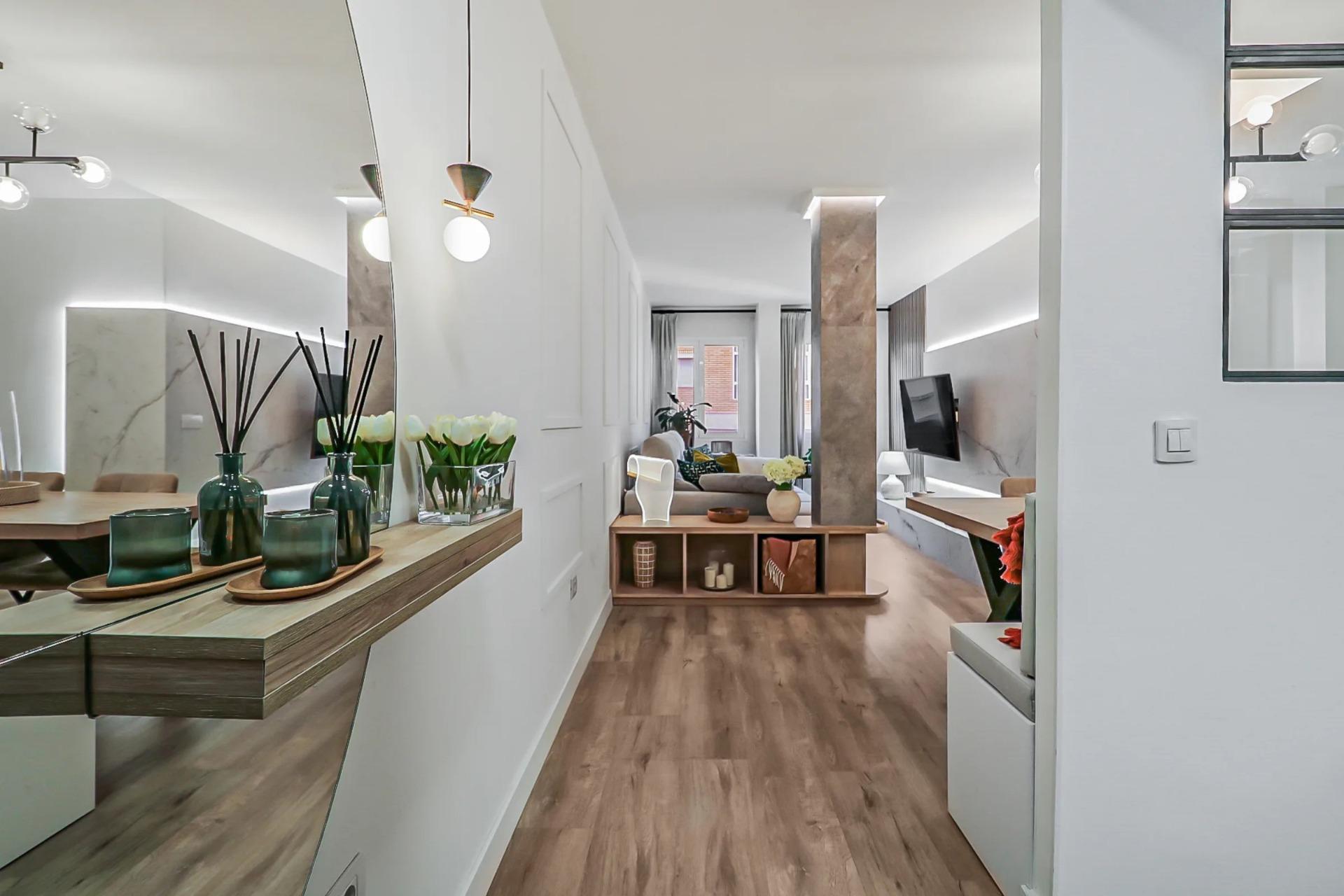 Piso alto en Mesa y López: 8ª planta exterior, 3 dorm, VV re