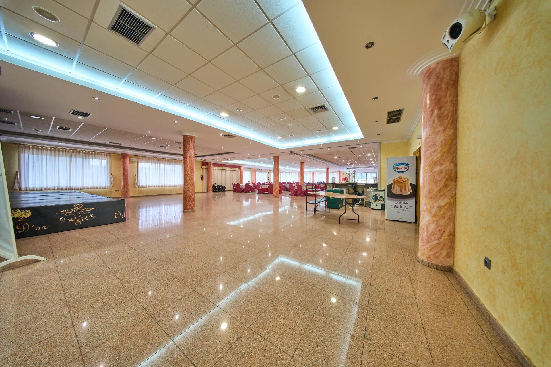 COMPLEJO HOSTELERÍA EN RENDIMIENTO CON CAMBIO DE USO SOCIAL  - foto 12