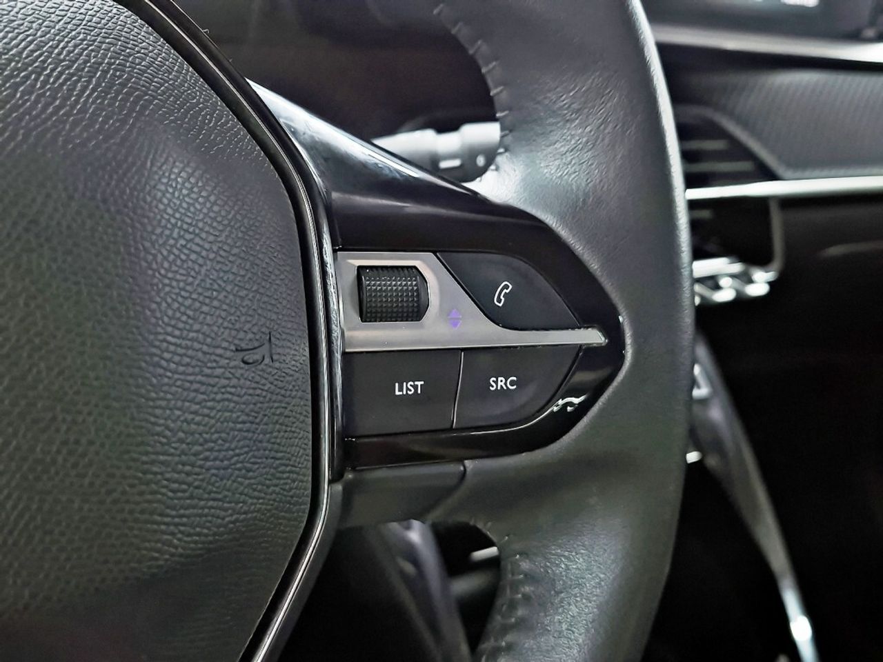 Peugeot 208 BlueHDi 73kW (100CV) Allure - foto 19