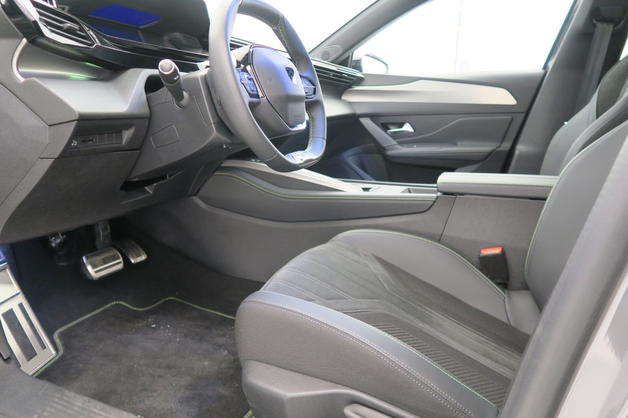 Peugeot 408 408 GT Puretech 130 EAT8 - foto 6