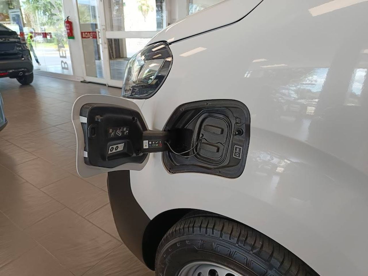 Citroën Jumpy ëJumpy 3 ëJumpy Furgón Talla M 75kWh - - foto 21