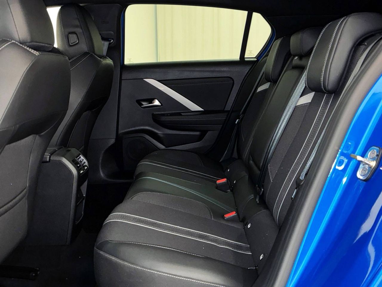 Opel Astra 1.2T XHT 96kW (130CV) GS - foto 10