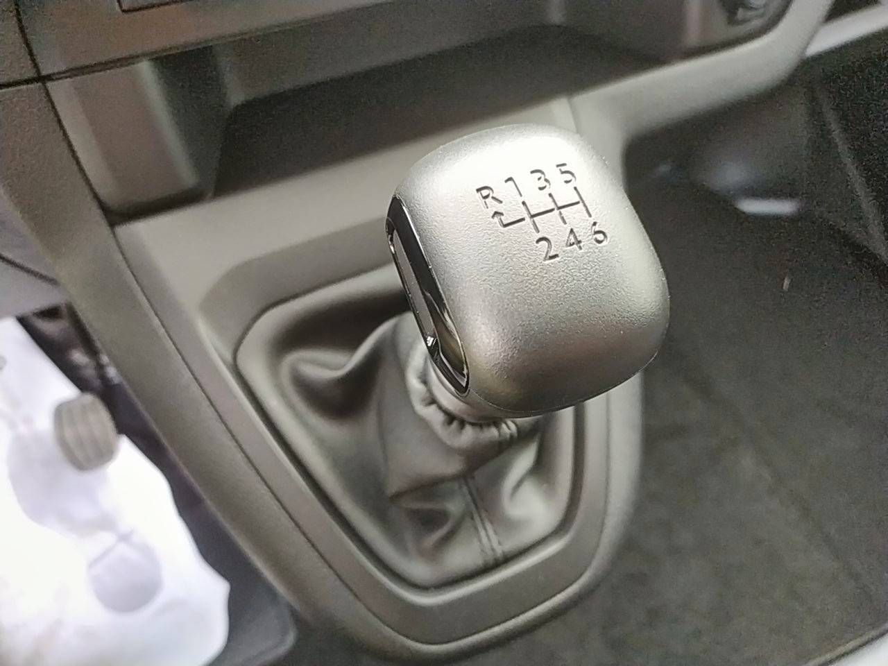 Fiat Scudo Fur L2 1,5 L 120 hp S&S MT - - foto 13