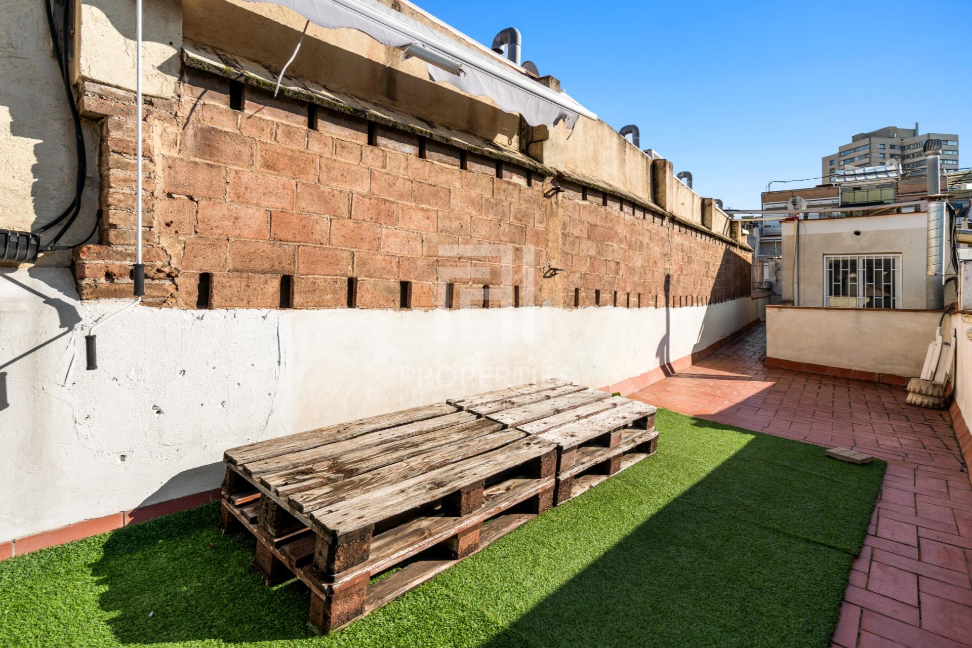 ÁTICO DÚPLEX REFORMADO CON GRAN TERRAZA EN L´ANTIGA ESQUERRA - foto 14