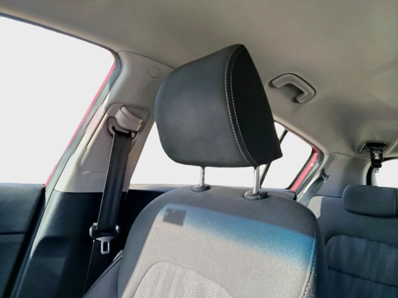 Kia Sportage 1.6 MHEV Business DCT 100kW 136CV 4X2 - foto 22