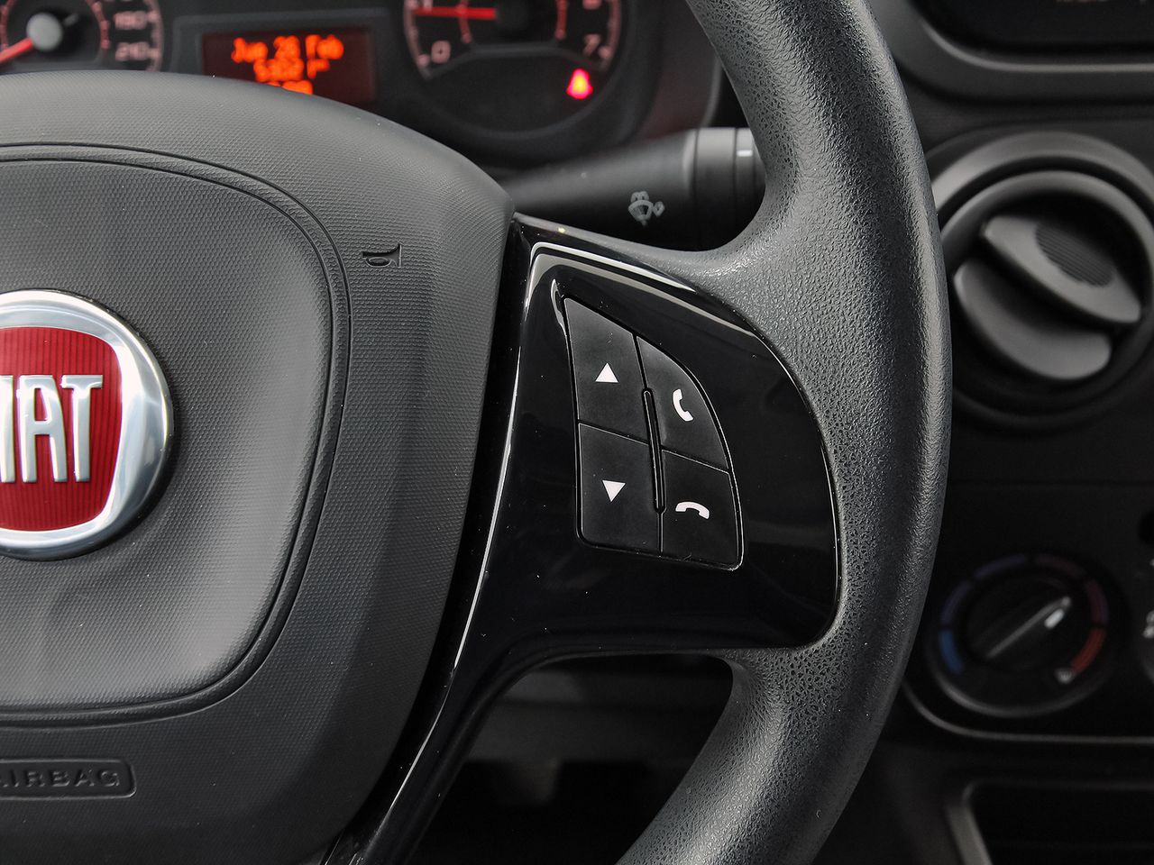 Fiat Fiorino CARGO 1.3 MULTIJET 16V 95 SX 4P - foto 21