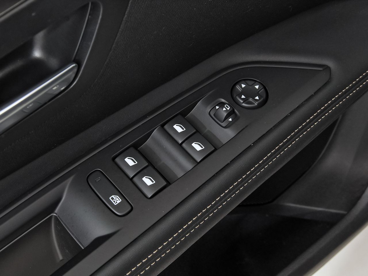 Peugeot 5008 1.5 BlueHDi 96kW S&S Allure Pack EAT8 - foto 14