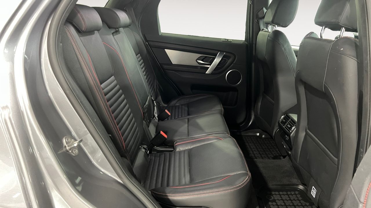 Land-Rover Discovery Sport BLACK AWD - foto 14