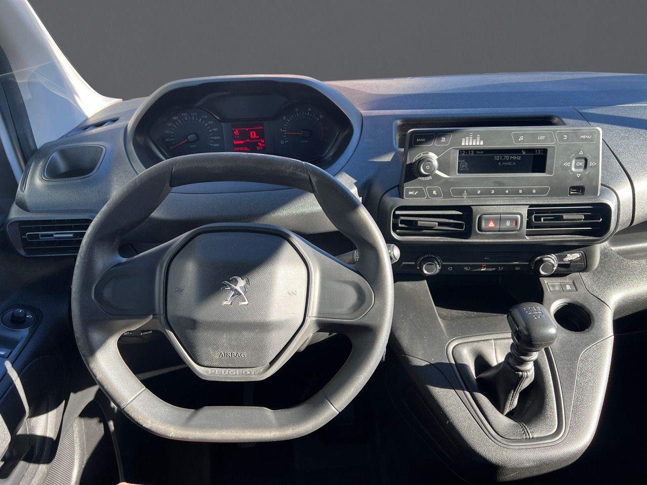 Peugeot Partner 1.5 HDI FURGON 100CV - foto 8