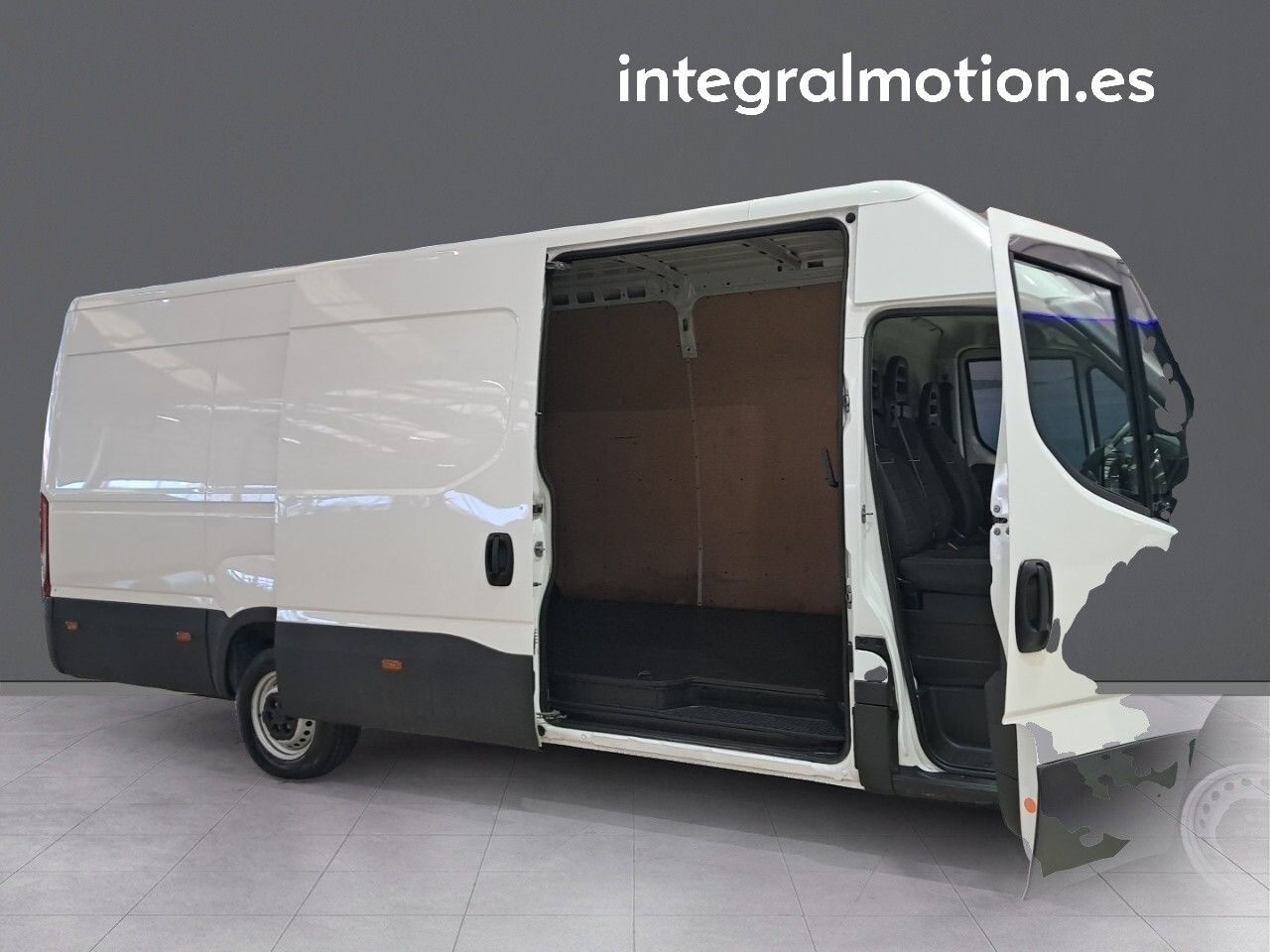 Iveco Daily 2.3 TD 35S 16 V L4H2 16 M3 - foto 15
