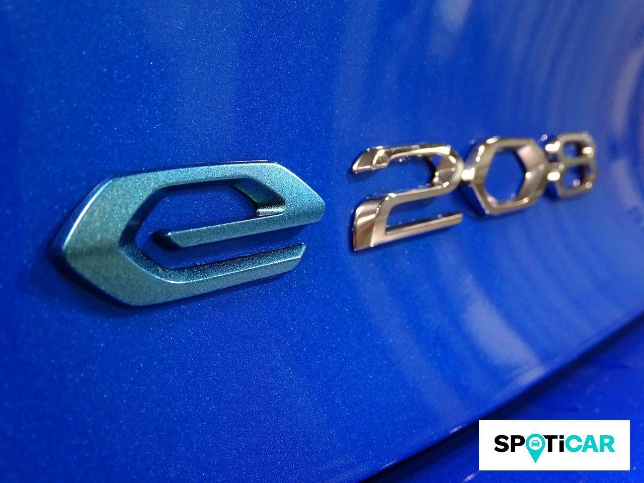 Peugeot 208 Eléctrico 136 (100 Kw) GT - foto 37