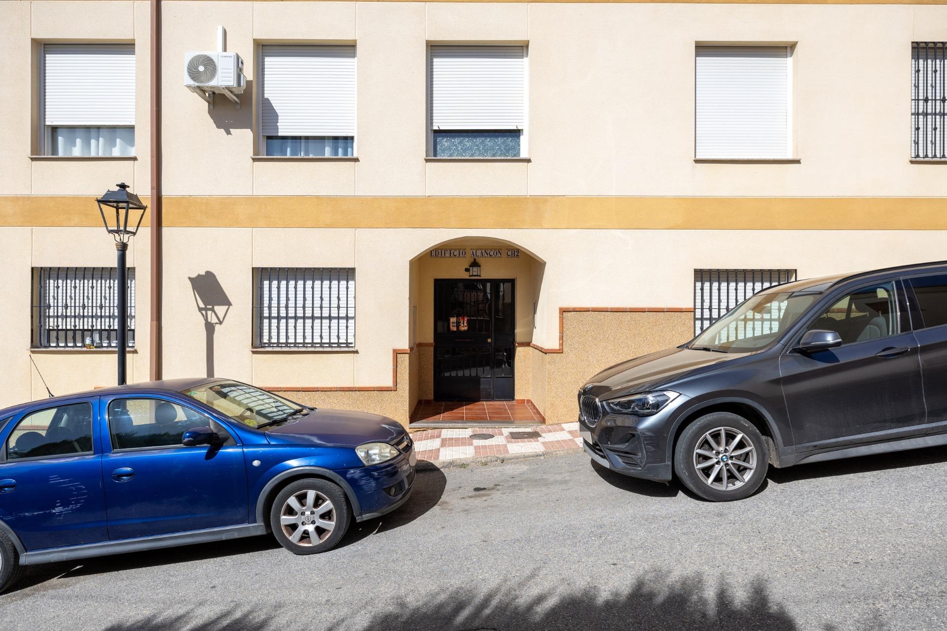 ACOGEDOR PISO EN EL PADUL A SOLO MINUTOS DEL CENTRO. - foto 4