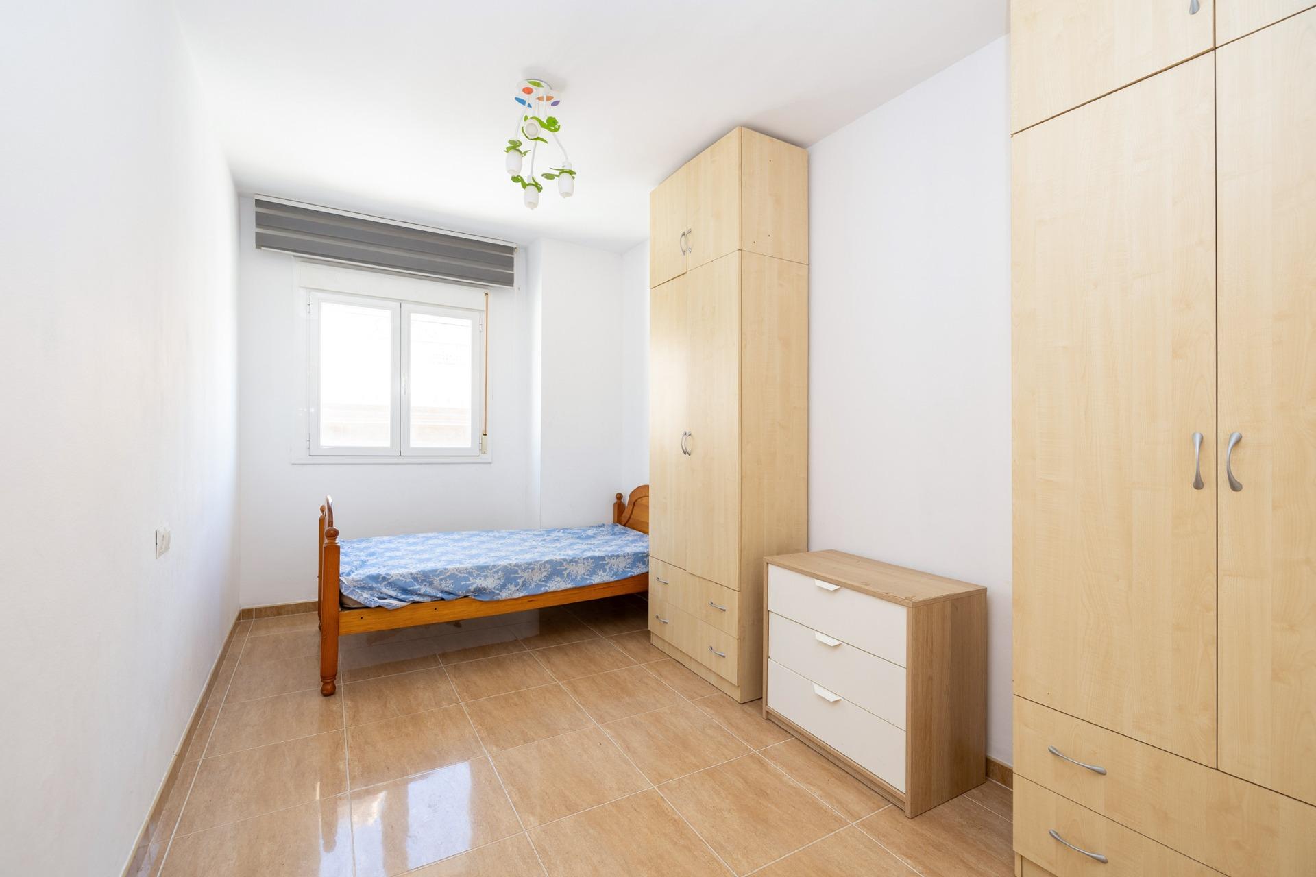 ACOGEDOR PISO EN EL PADUL A SOLO MINUTOS DEL CENTRO. - foto 19