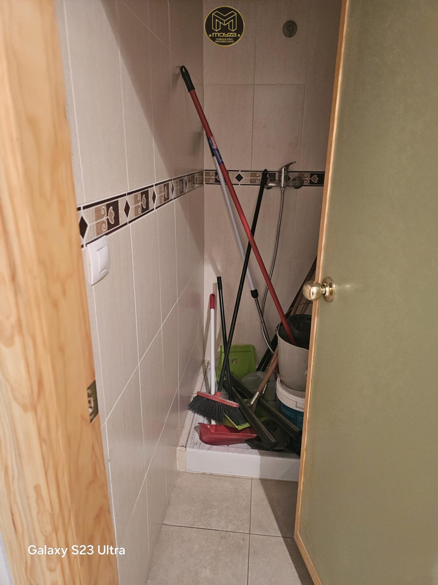 NAVE CON NEGOCIO EN EL POLIGONO DE LOS OLIVARES - foto 15