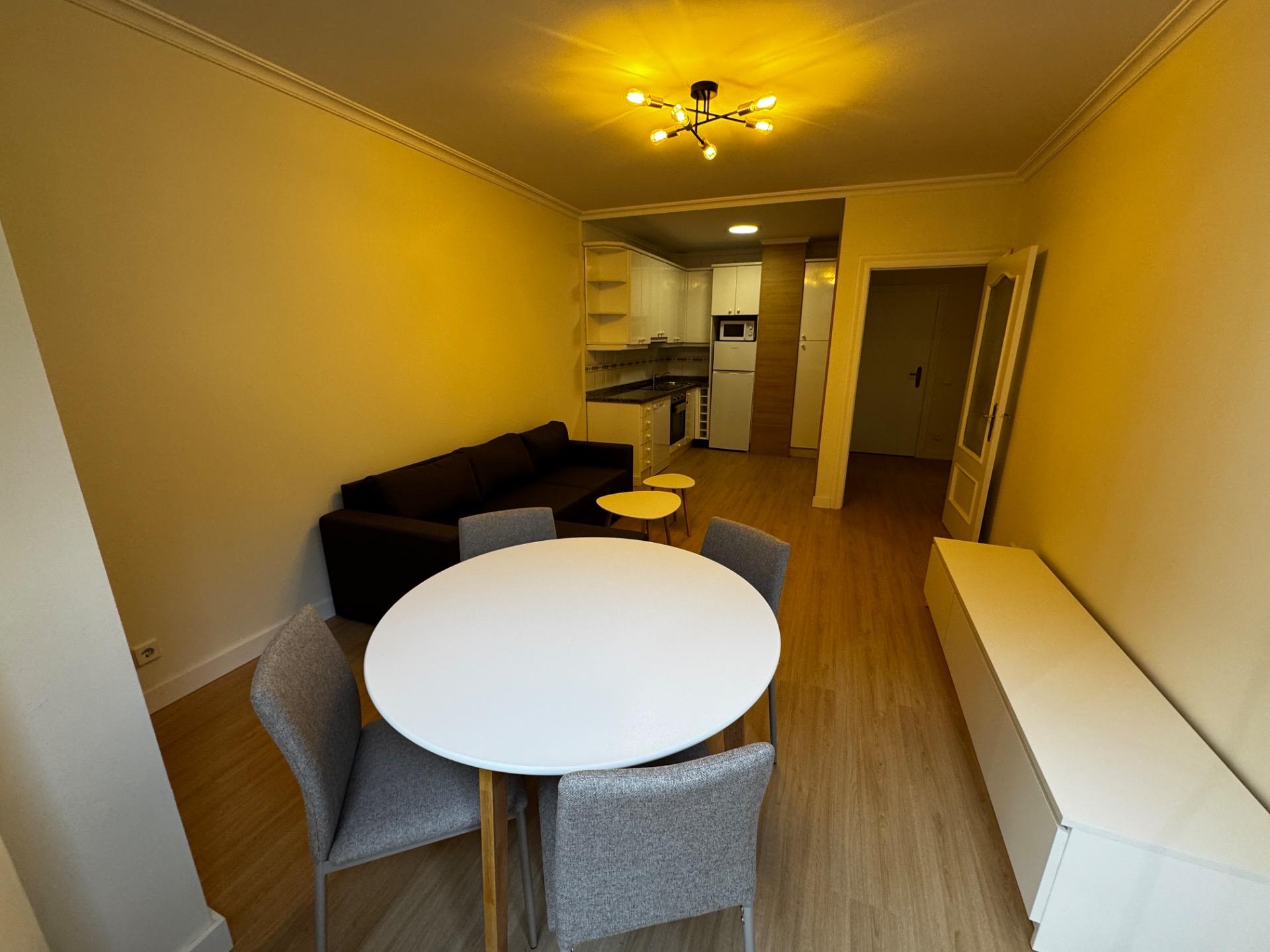 Precioso Apartamento en el Centro de Gijón, Junto a la Playa - foto 8