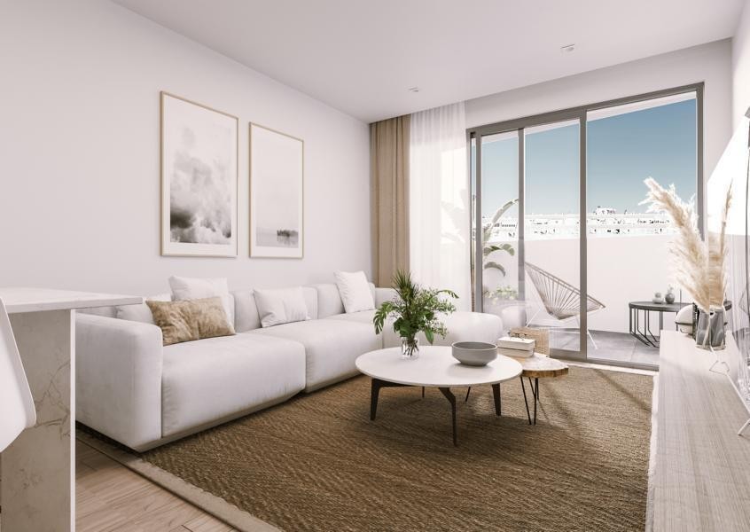 Venta de piso en Torrevieja, de 119m2 con 3 dormitorios y 2  - foto 4