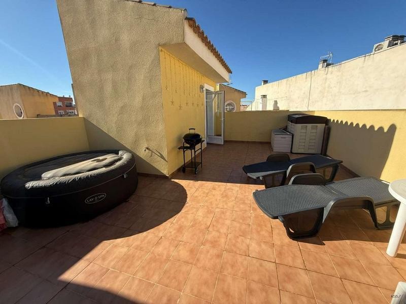 Venta de piso en Catral, de 72m2 con 2 dormitorios y 1 baño