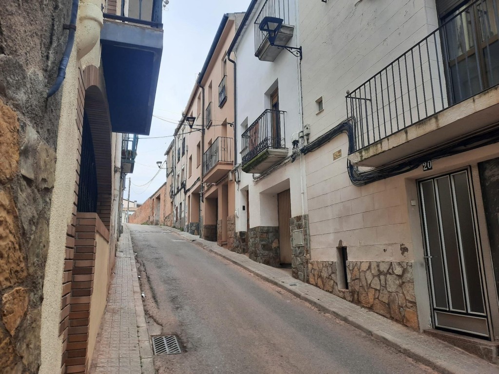 Donde otros ven casa antigua, tú ves oportunidad. - foto 5