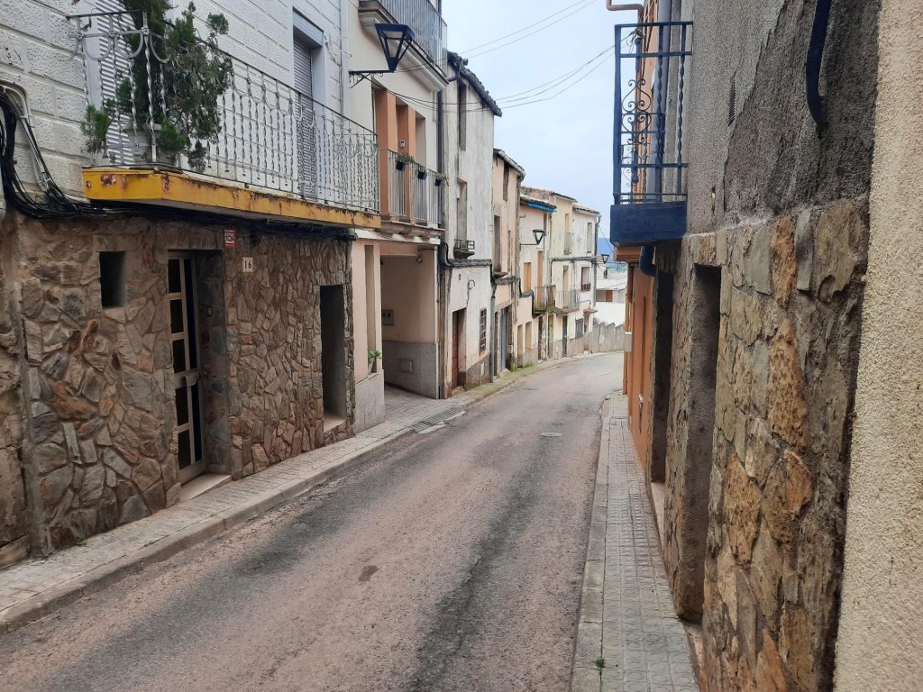 Donde otros ven casa antigua, tú ves oportunidad. - foto 13