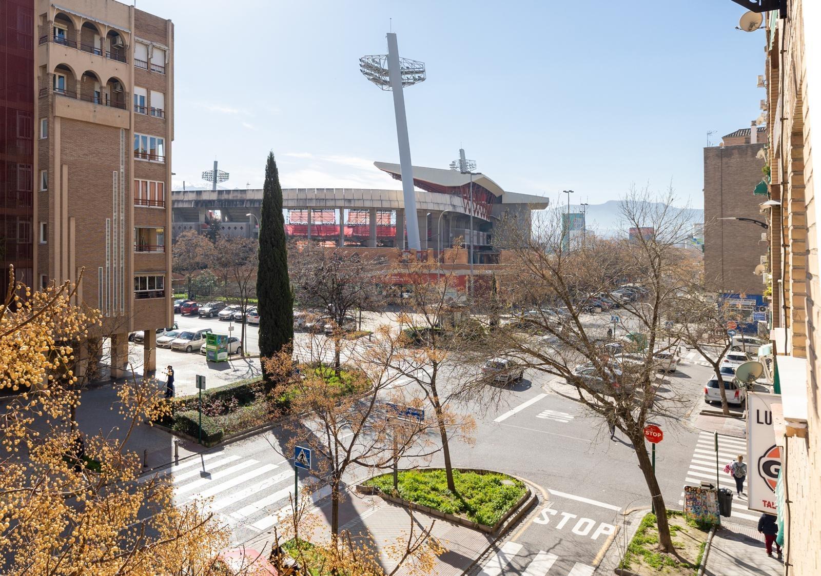 Luz, calma y diseño en una vivienda que lo tiene todo . - foto 28
