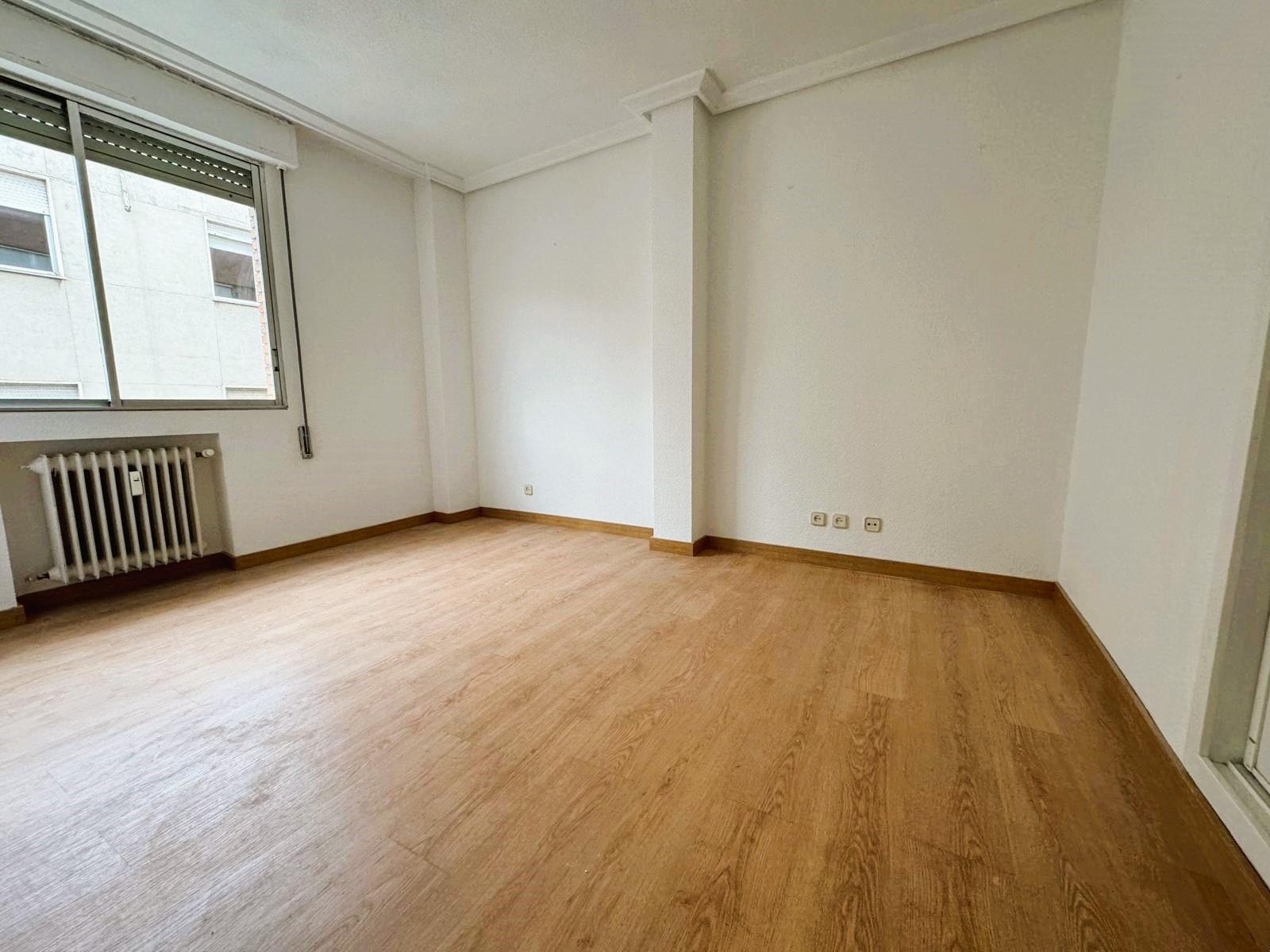 ^**^ALQUILA EN LA ZONA MÁS CODICIADA DE LA CAPITAL: PISO EXT - foto 6