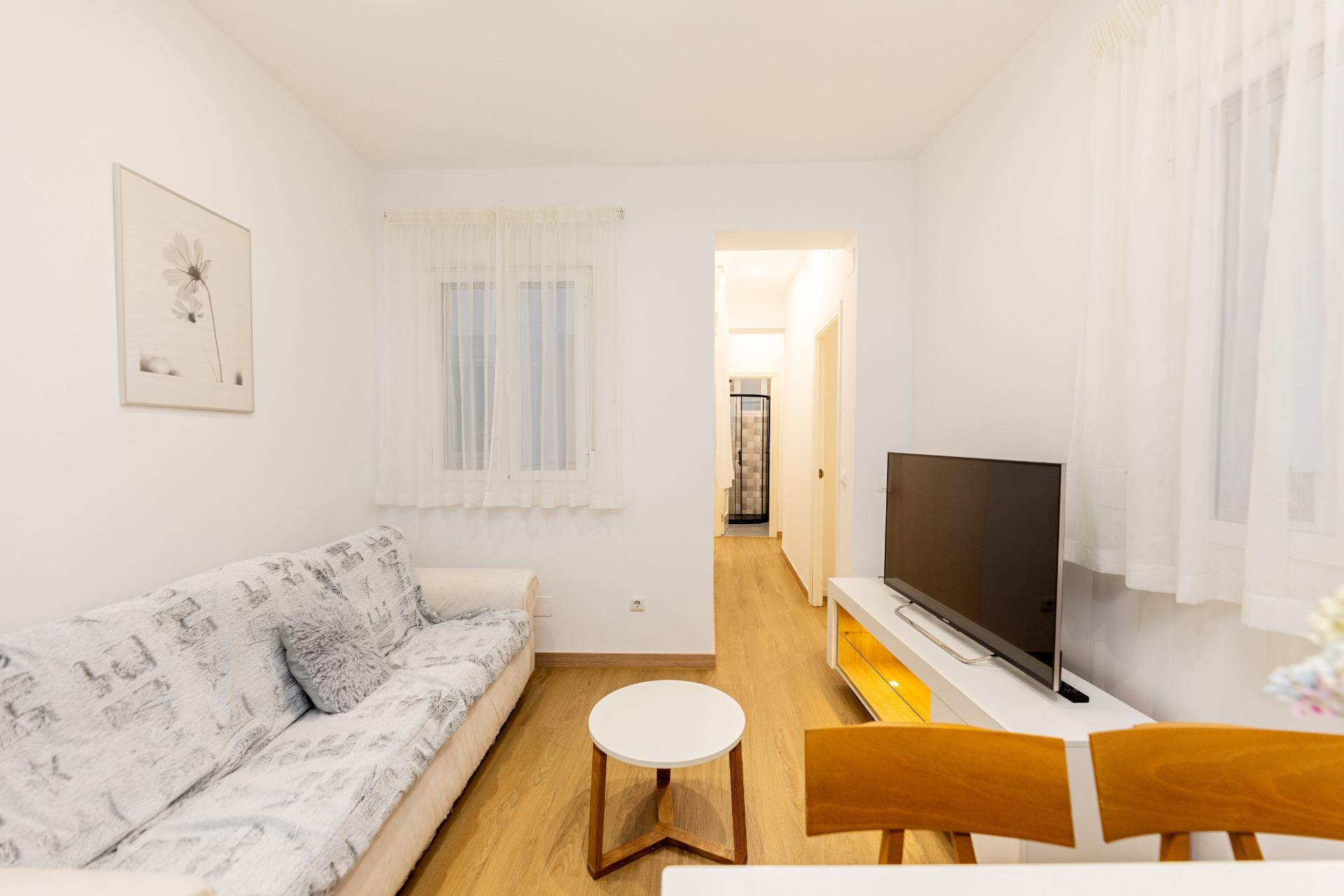 Apartamento reformado a estrenar en Espronceda 8 (Ríos Rosas - foto 3