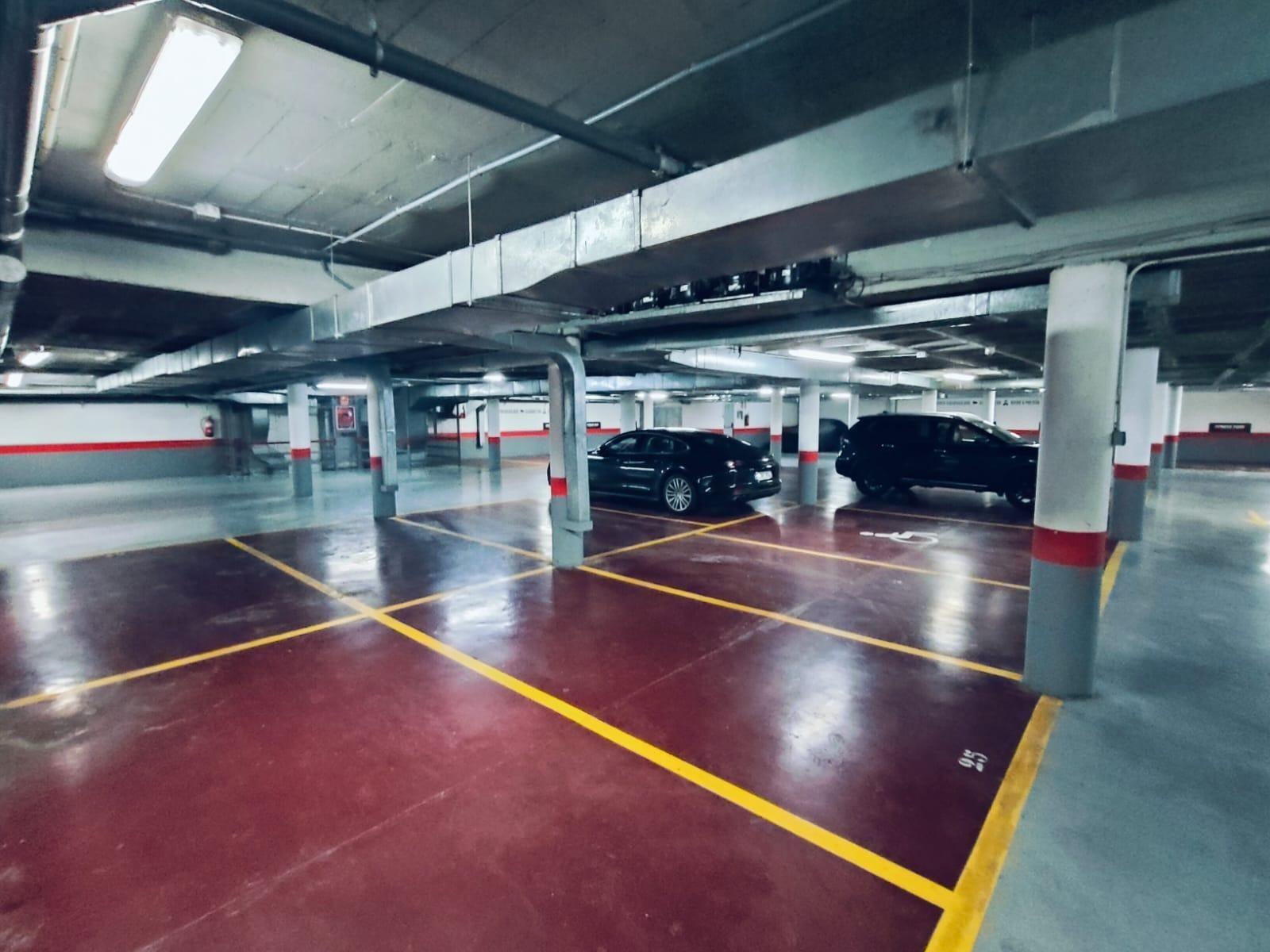 PLAZAS DE GARAJE EN ALQUILER