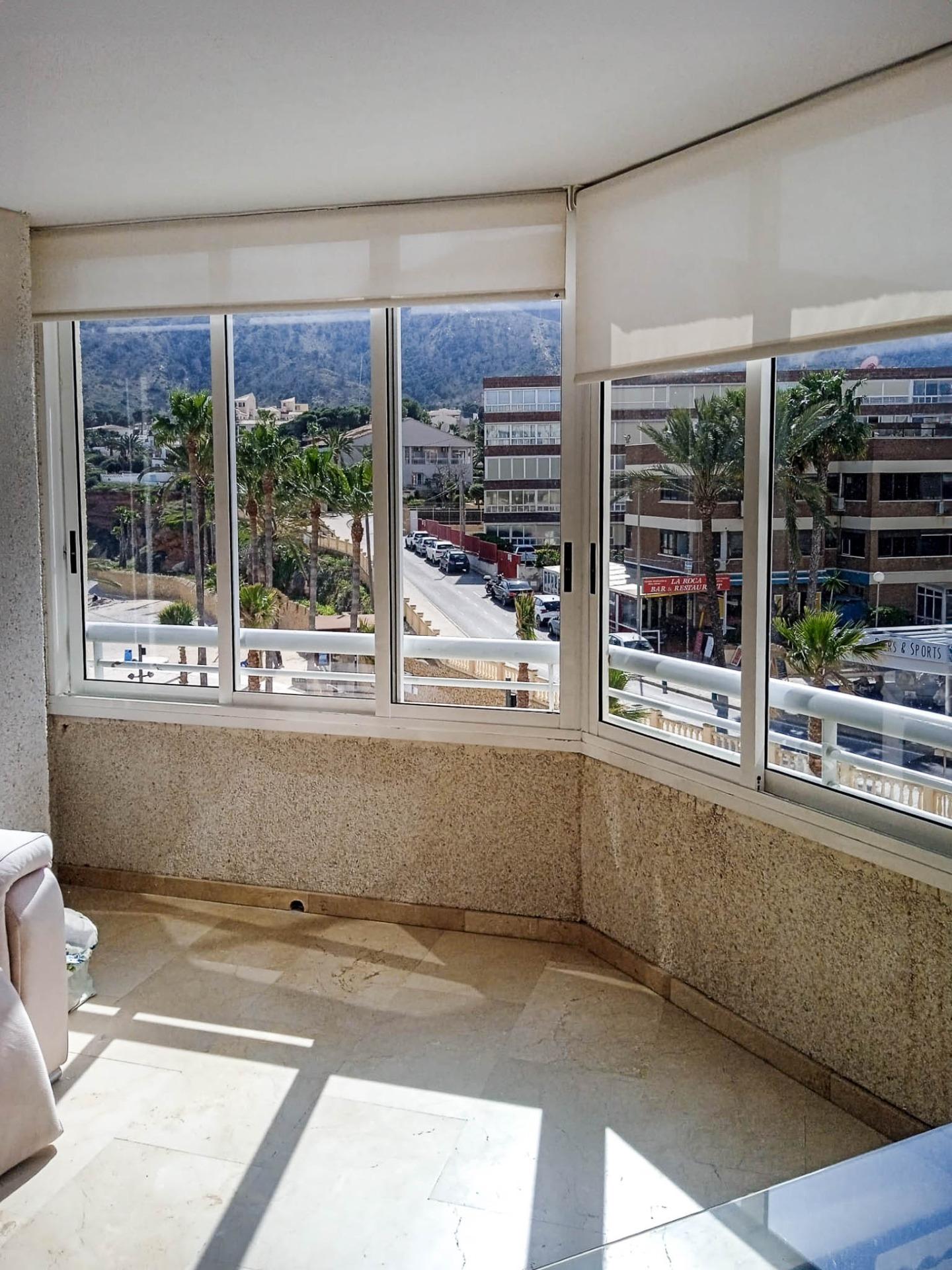 Apartamento en primera línea en el Albir, orientación Sur - foto 3