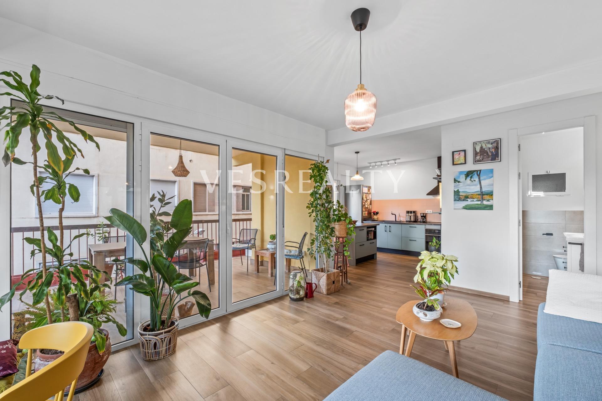 Amplio apartamento en alquiler con balcones y cerca de la pl - foto 31