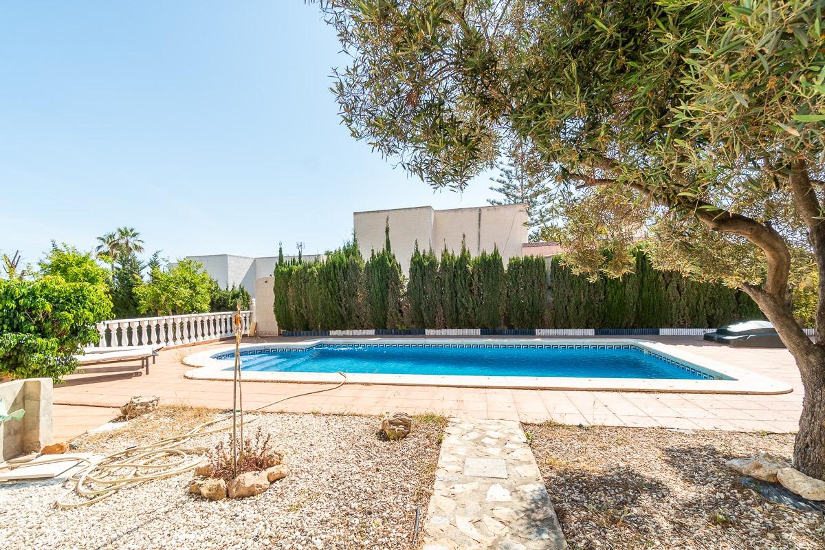 Villa en la playa de la Mata (Torrevieja ) - foto 24