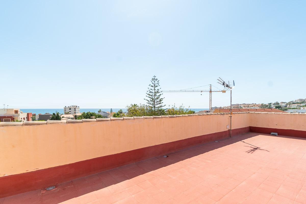 Villa en la playa de la Mata (Torrevieja ) - foto 48