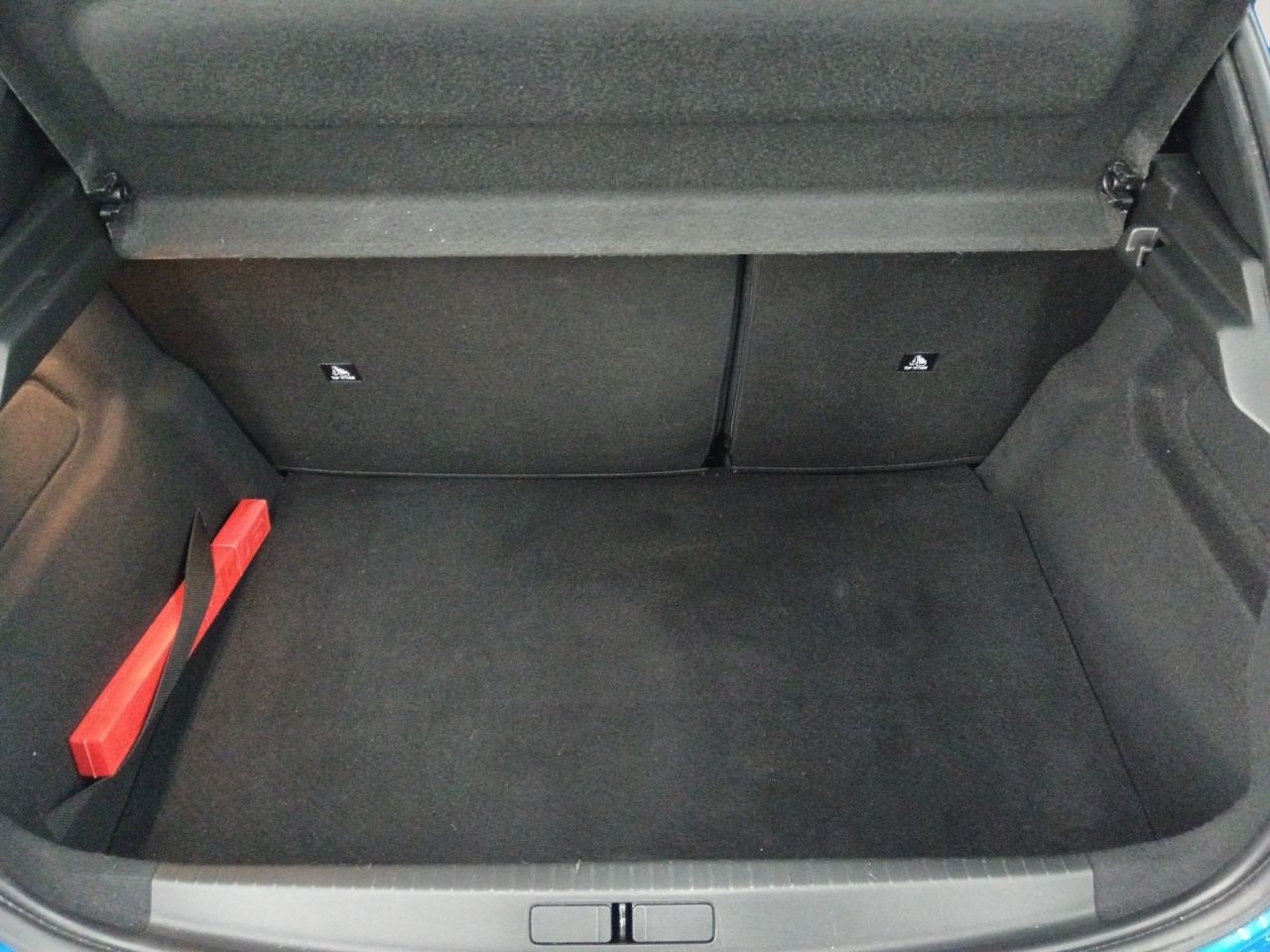 Peugeot 208 GT - foto 9