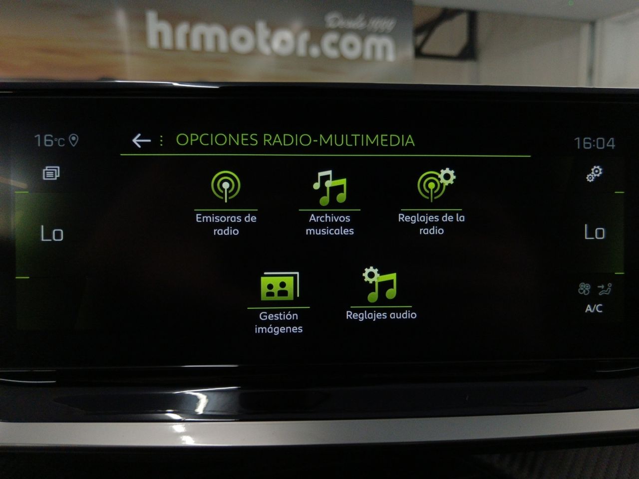 Peugeot 208 GT - foto 12