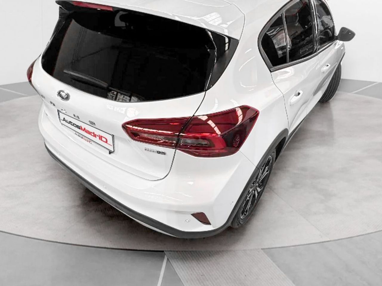 Ford Focus 1.0 Ecoboost MHEV 114kW Active - foto 12