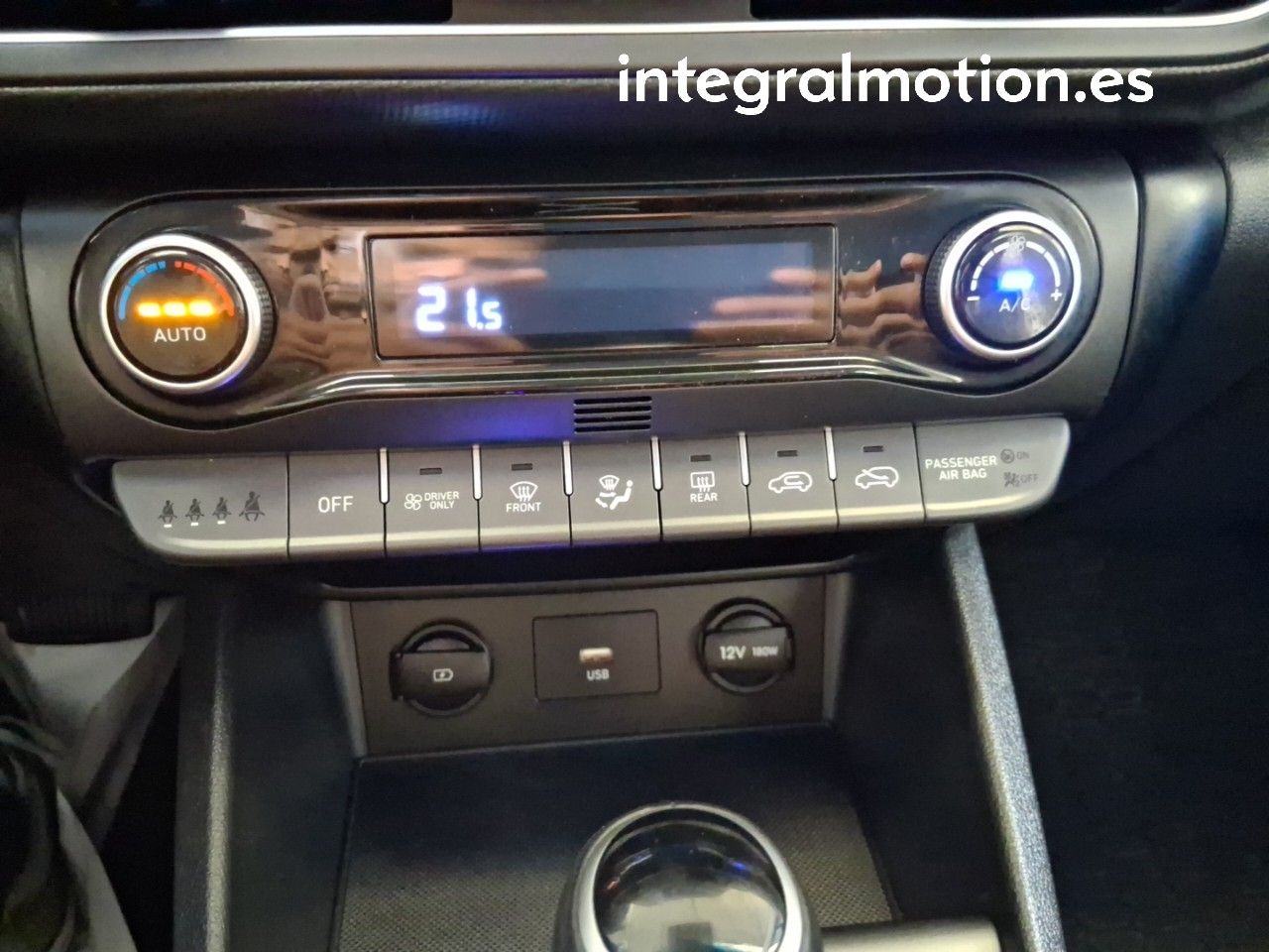 Hyundai Kona 1.6 GDI HEV Maxx DCT - foto 16