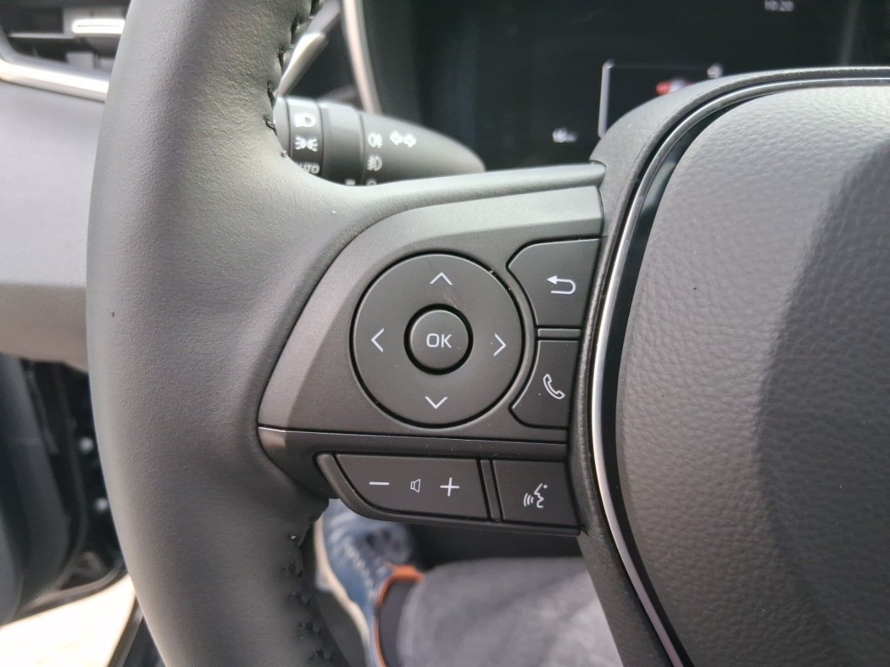 Suzuki Swace 1.8 GLE Hybrid - foto 12