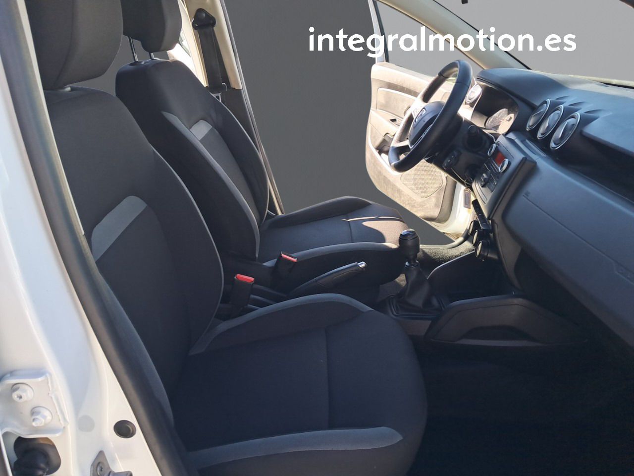 Dacia Duster Essential Blue dCi 85kW (115CV) 4X4 - foto 9