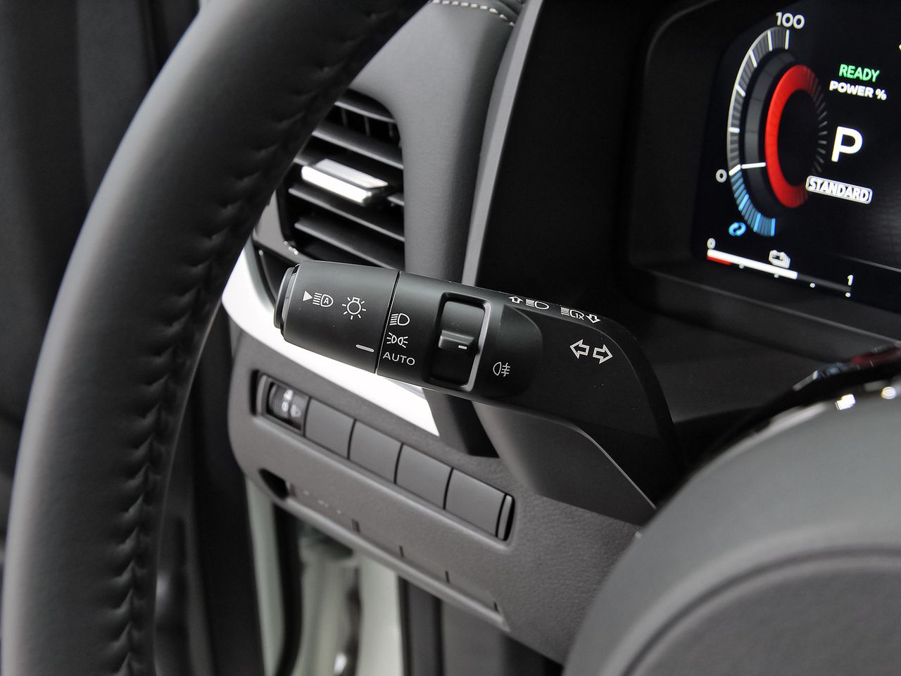 Nissan X-Trail 7pl 1.5 e-4ORCE 158kW 4x4 A/T Acenta - foto 14