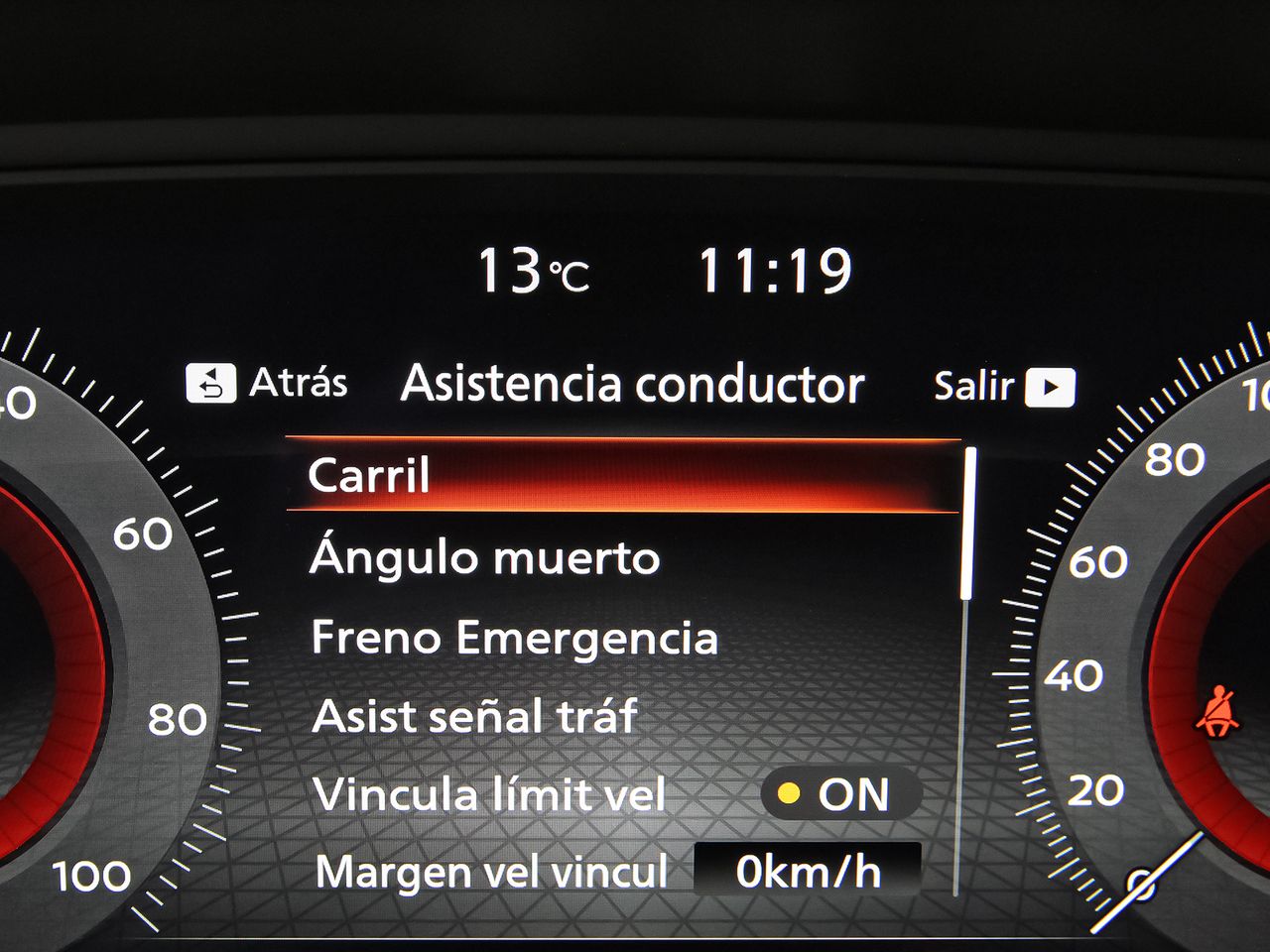 Nissan X-Trail 7pl 1.5 e-4ORCE 158kW 4x4 A/T Acenta - foto 25