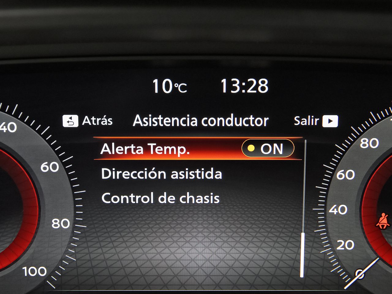 Nissan X-Trail 5pl 1.5 e-POWER 152kW 4x2 A/T Tekna - foto 33