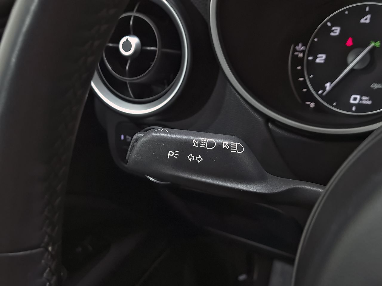 Alfa Romeo Stelvio 2.2 Diesel 118kW (160cv) SUPER RWD - foto 15