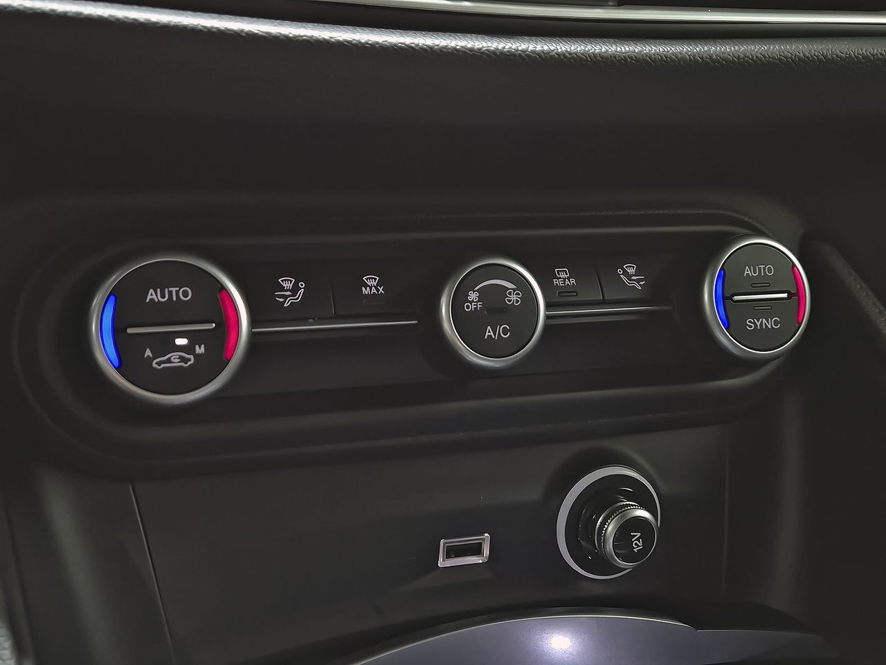 Alfa Romeo Stelvio 2.2 Diesel 118kW (160cv) SUPER RWD - foto 28