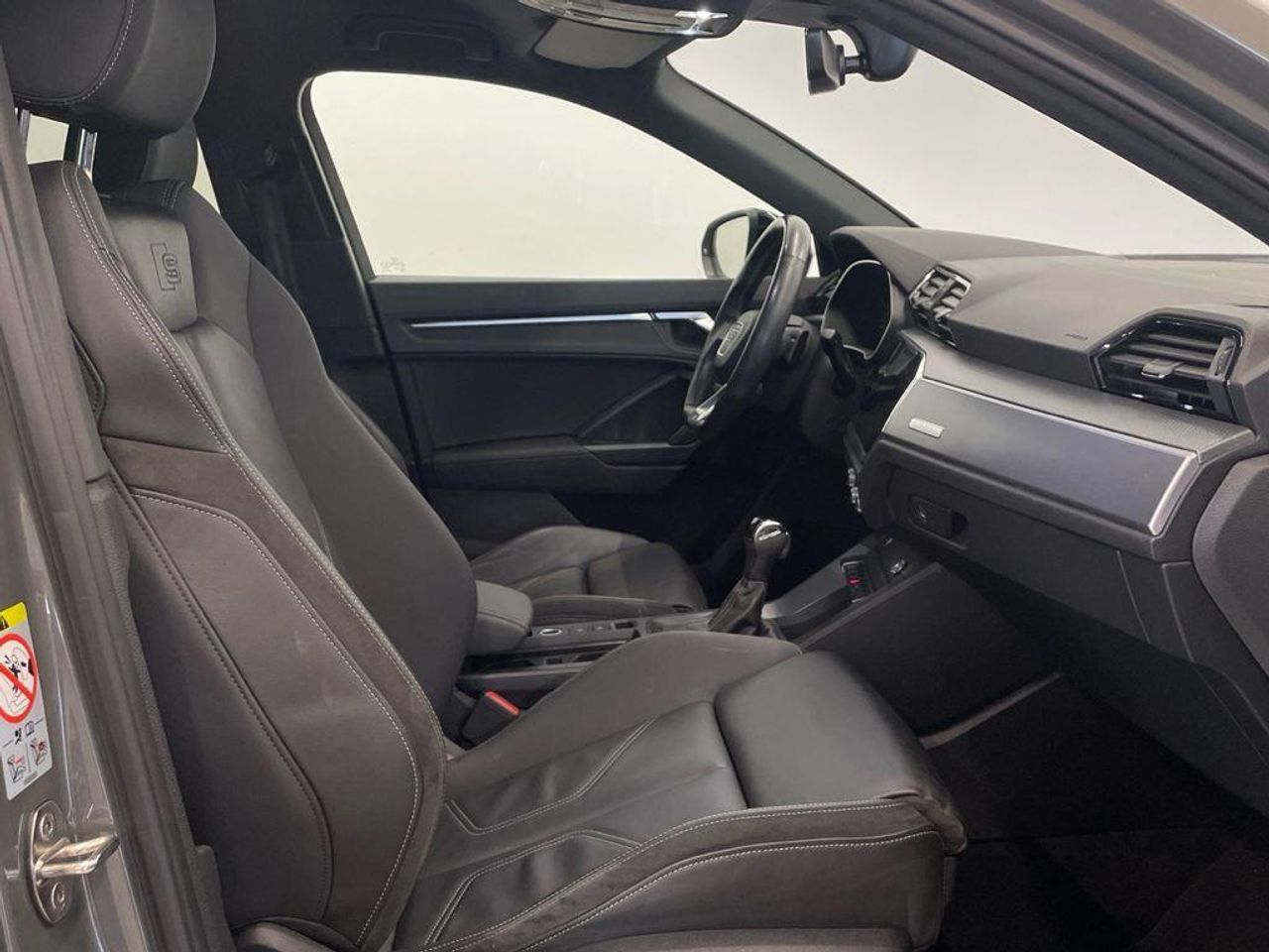 Audi Q3 Black line 40 TFSI quattro 140 kW (190 CV) S tronic - foto 9