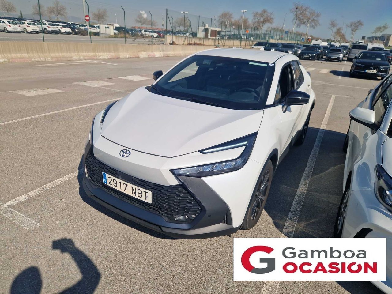 Toyota C-HR 1.8 Advance Hybrid 140