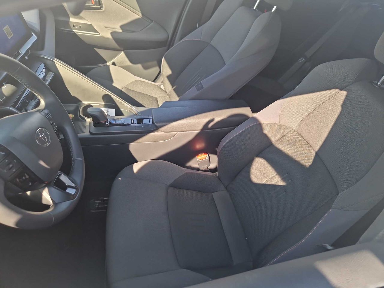 Toyota C-HR 1.8 Advance Hybrid 140 - foto 6