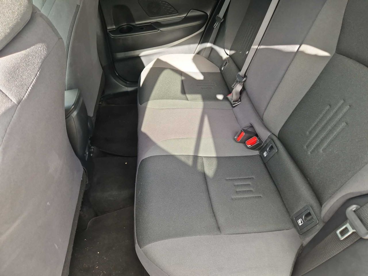 Toyota C-HR 1.8 Advance Hybrid 140 - foto 7