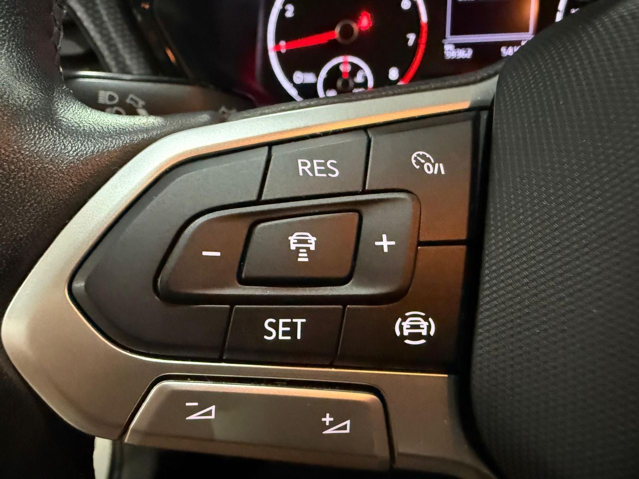 Volkswagen T-Cross TCross Advance 1.0 TSI 81kW 110CV DSG - foto 17